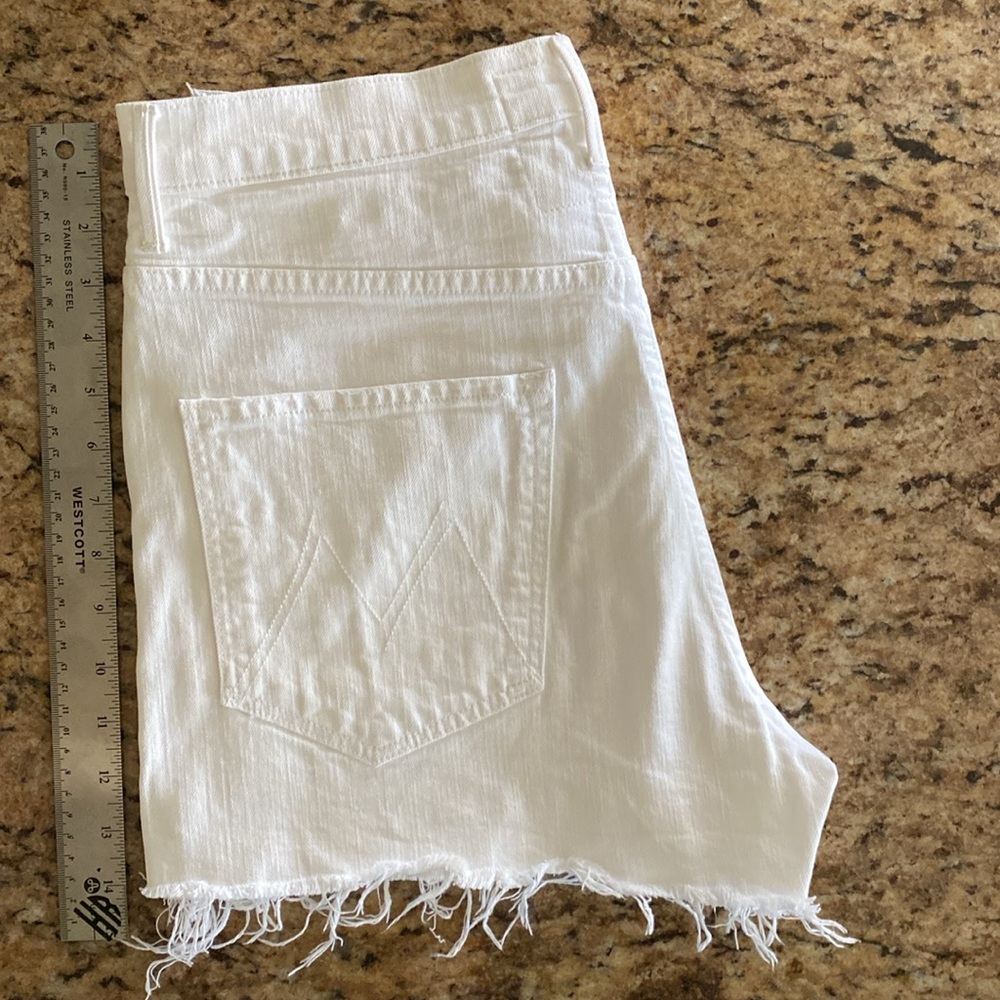 MOTHER The Dazzler Shift Fray Short Size 30 Totally Innocent White